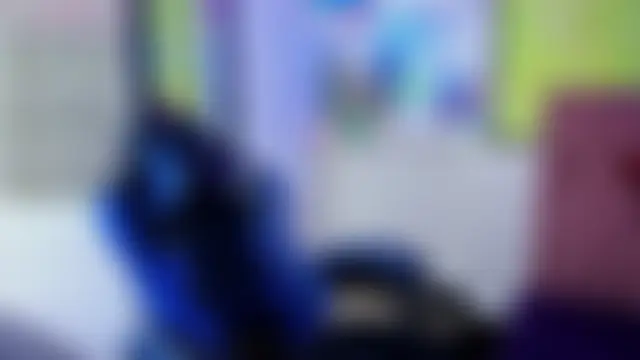 Anniee_x élő chatszobája