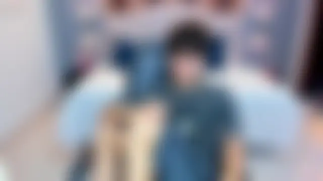 Tommy18__ Live Chatrum