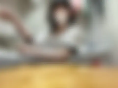 riri_riri_jp Adlı Modelin Canlı Sohbet Odası