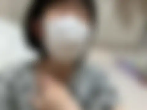 ห้องแชทสดของ riri_riri_jp