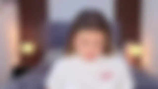 Chat soba uživo modela MeganCrow