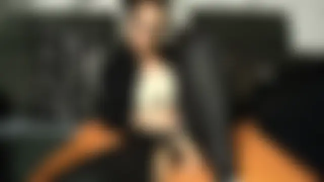 Fuxy-love69's Live Chat Room