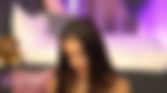 LilaRoses élő chatszobája
