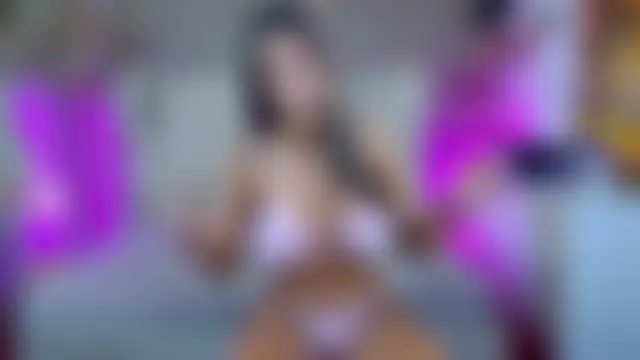 Chat soba uživo modela PlayfulShow