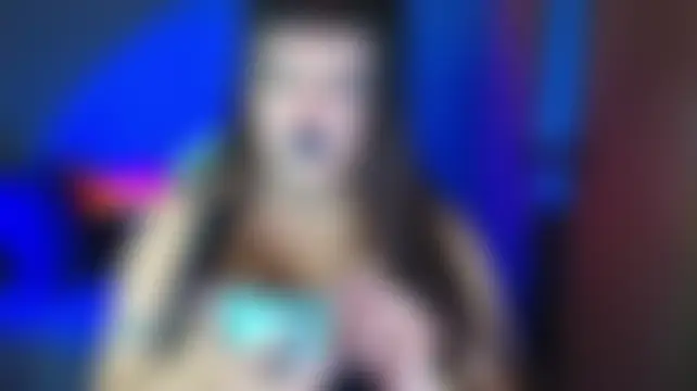 lola_chi Adlı Modelin Canlı XXX Sohbeti