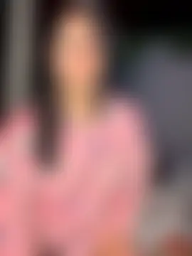 Laura-Khalifa 现场聊天室