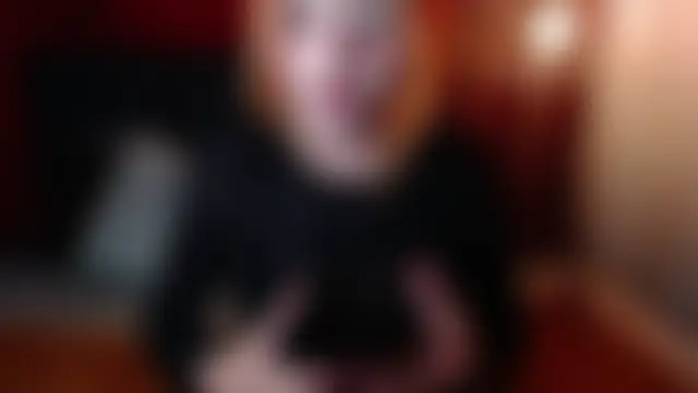 fyreandfox_ Adlı Modelin Canlı Sohbet Odası