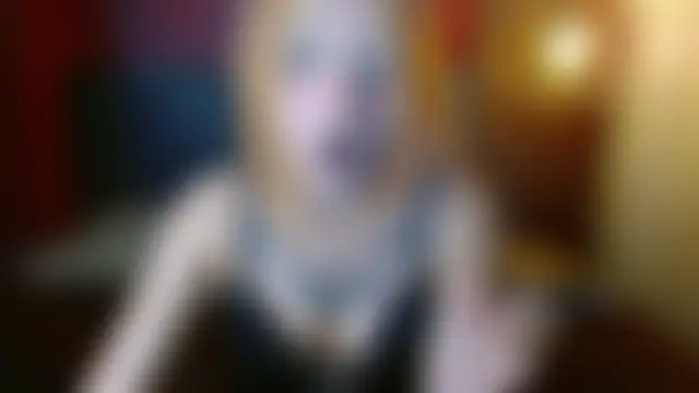 غرفة دردشة fyreandfox_ المباشرة