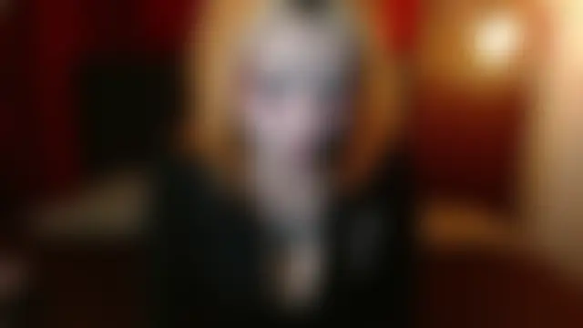 غرفة دردشة fyreandfox_ المباشرة