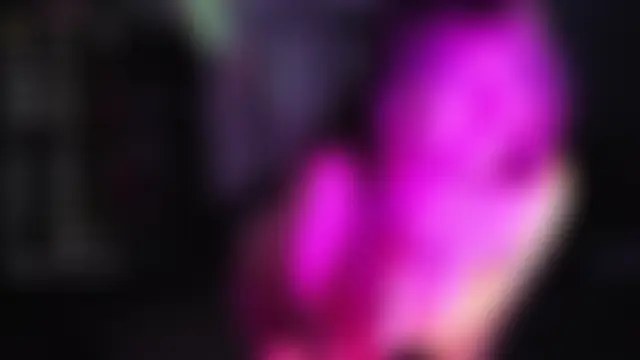 Snickersd69 Adlı Modelin Canlı Sohbet Odası