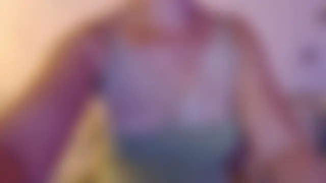 YourfantasyGiuly Adlı Modelin Canlı XXX Sohbeti