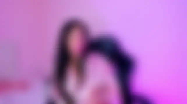 غرفة دردشة Mia_Montess المباشرة