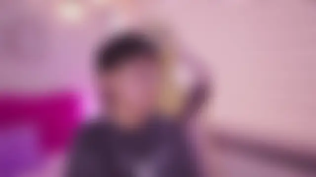 tommy_blue élő chatszobája