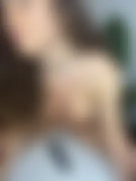 חדר צ'אט בשידור חי של Eire_Spencer