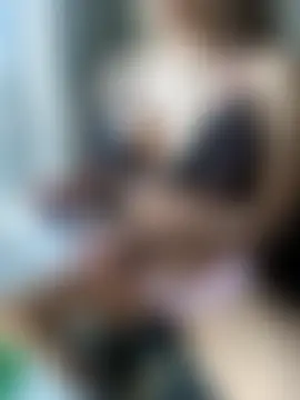 Alyssa_76 – Naživo chatovacia miestnosť