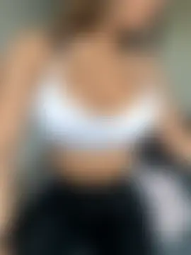 غرفة دردشة Alyssa_76 المباشرة