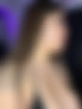Živá chatovací místnost jazminslut