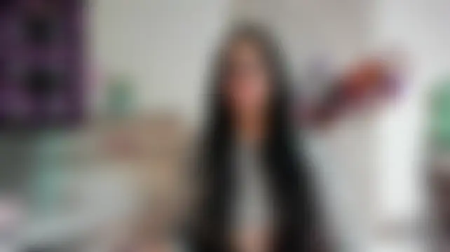 SALOME_KORLAND Adlı Modelin Canlı Sohbet Odası
