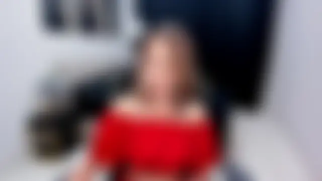 Phòng Chat Trực Tiếp EllaCurtis