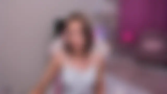 Živá chatovací místnost EllaCurtis