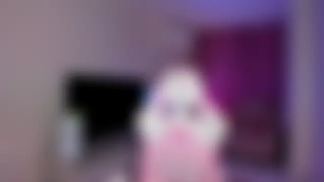 EllaCurtis' Live Chat Room