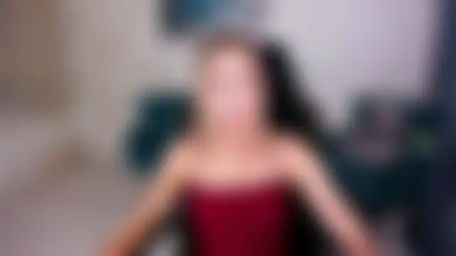 EllaCurtis Live chatroom