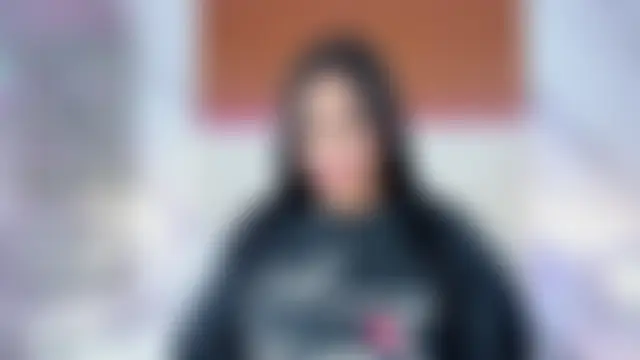 Meloddy_Parkerr_'s Live Chat Room