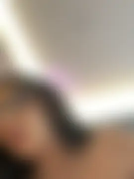 Michelle_Zoe লাইভ চ্যাট রুম