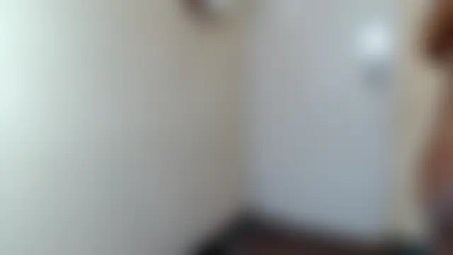 HugeTitisxx Adlı Modelin Canlı Sohbet Odası