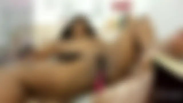 חדר צ'אט בשידור חי של HornyMariu