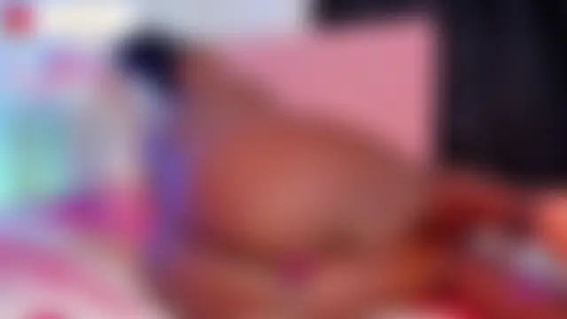 Živá chatovací místnost Keily-w