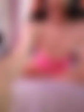 Онлайн секс-шоу Carolinetravestis
