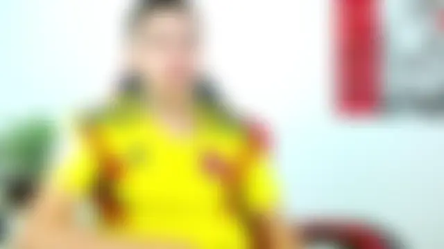 Živá chatovací místnost Cumandres18