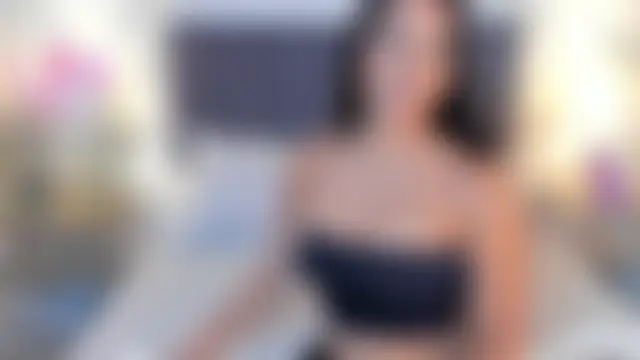 Camila_Bustamante's Live Chat Room