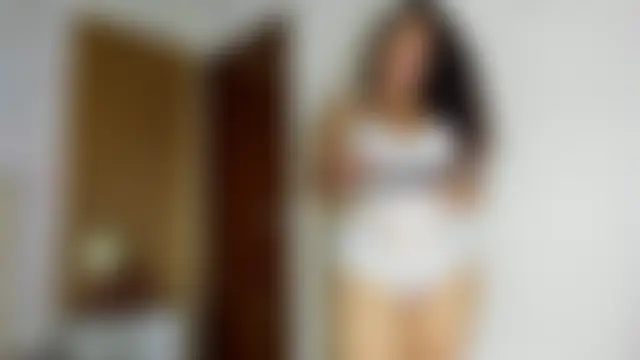 غرفة دردشة LilihtMature المباشرة