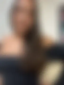 hannahchavess' Live Chat Room