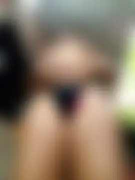 Rous-squirn Live chat-huone