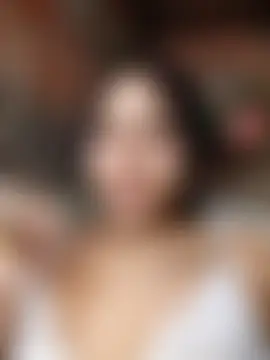 Rous-squir Adlı Modelin Canlı Sohbet Odası