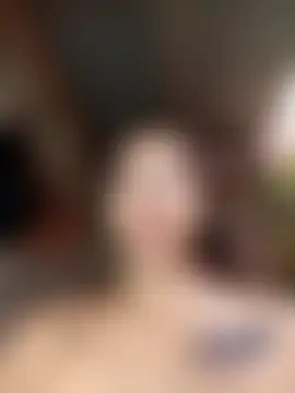 Živá chatovací místnost Rous-squir