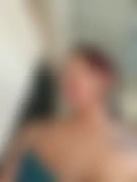Rous-squir Adlı Modelin Canlı Sohbet Odası