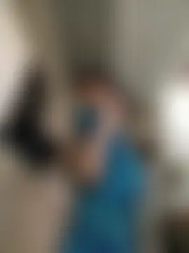 Chat soba uživo modela Rous-squir