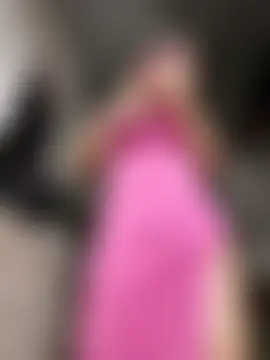 Rous-squir Adlı Modelin Canlı Sohbet Odası