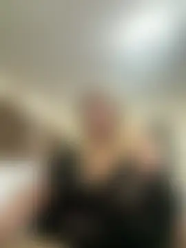 Chat soba uživo modela TheeaBlanco