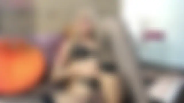 khalifafoxxxx's Live Sex Cam Show