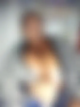 queenbusty লাইভ চ্যাট রুম