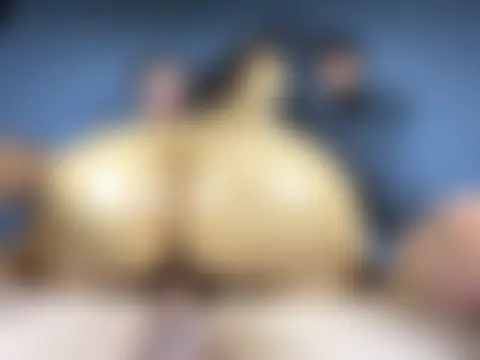 Naia_and_Alex Show in webcam