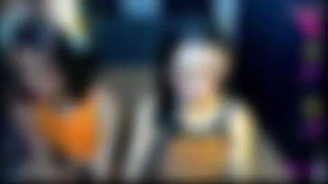 Pokazy przed seks kamerką na żywo – bellamoonlightX