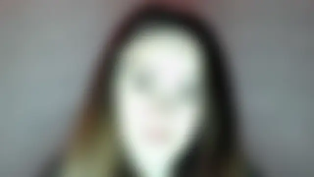 غرفة دردشة SweetLoraa المباشرة