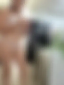swity_foster élő chatszobája