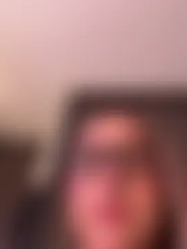 צ'אט XXX בשידור חי של MoraInFire